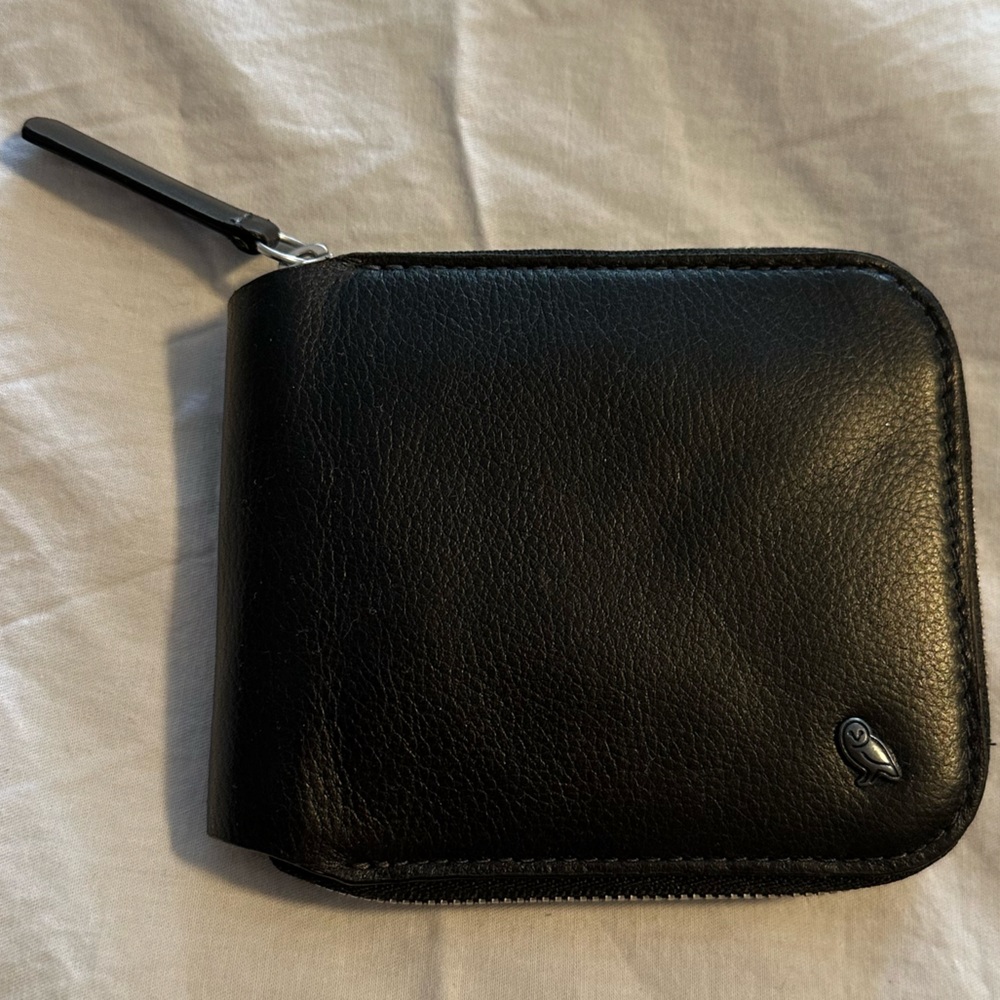 Brand new, unused Bellroy zip wallet